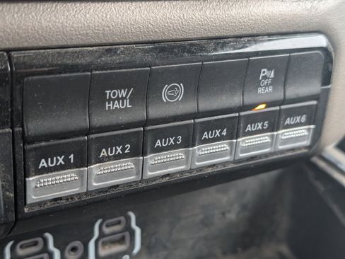 Used 2023 RAM 4500 Laramie image 11