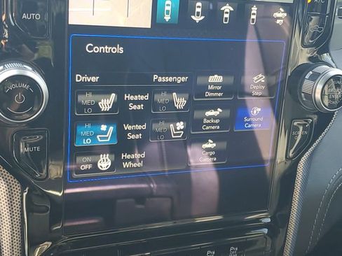 Used 2021 RAM 2500 Limited AWD/4WD image 18