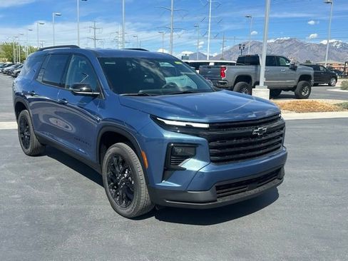 New 2026 Chevrolet Traverse LT w/ Midnight/Sport Edition AWD/4WD image 28