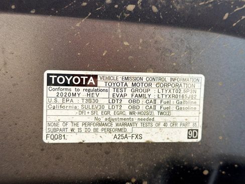 Used 2020 Toyota RAV4 XLE image 16