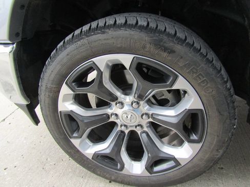 Used 2023 RAM 1500 Limited AWD/4WD image 35