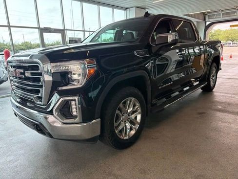 Used 2021 GMC Sierra 1500 SLT w/ SLT Premium Package AWD/4WD image 3