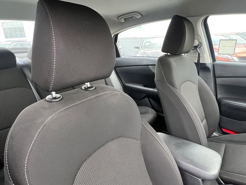 Used 2020 Kia Forte LXS image 14