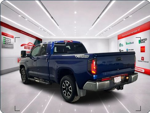 Used 2014 Toyota Tundra SR5 w/ TRD Off Road Package AWD/4WD image 5