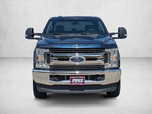 Used 2019 Ford F250 XL w/ STX Appearance Package AWD/4WD image 2