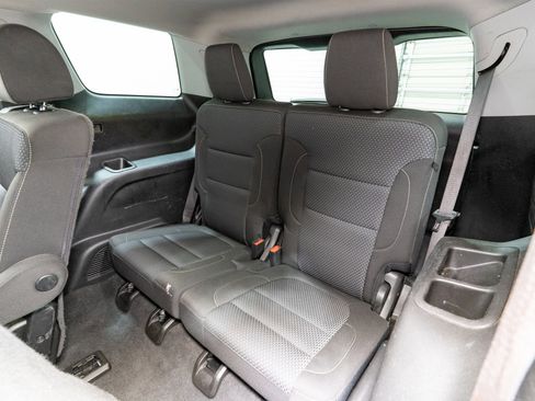 Used 2021 GMC Acadia SLE w/ Elevation Edition image 31