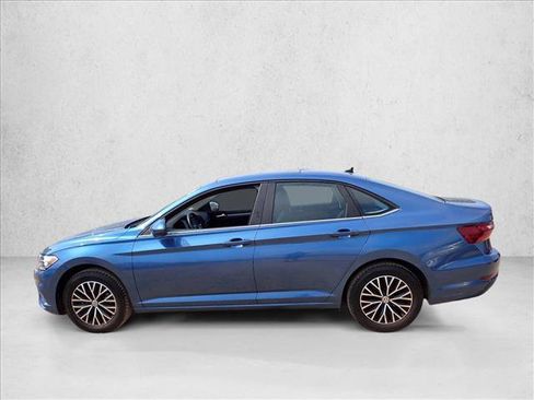 Used 2021 Volkswagen Jetta SE w/ SE Cold Weather Package FWD image 2
