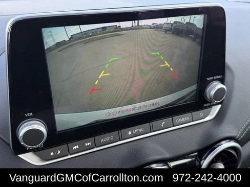 Used 2024 Nissan Sentra SV FWD image 18