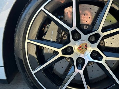 Certified 2025 Porsche 911 Carrera GTS RWD image 15
