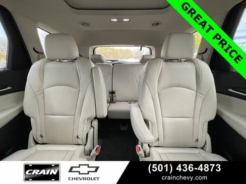 Used 2023 Buick Enclave Premium w/ Experience Buick Package image 32