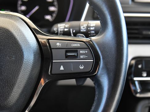 Used 2024 Honda Pilot EX-L image 33