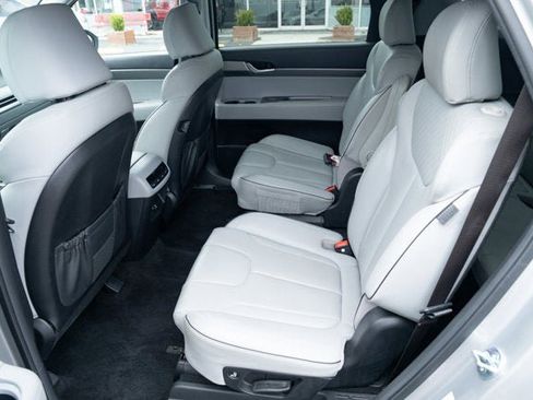 Used 2024 Hyundai Palisade SEL image 27