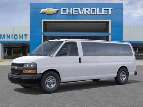 New 2025 Chevrolet Express 3500 LS image 2