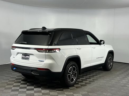 Used 2023 Jeep Grand Cherokee Trailhawk w/ Advanced Protech Group II image 6