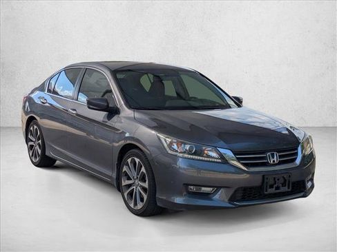 Used 2013 Honda Accord Sport image 3