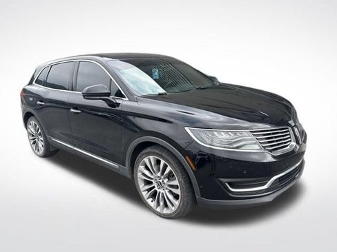 Used 2016 Lincoln MKX Reserve w/ Luxury Package AWD/4WD image 7