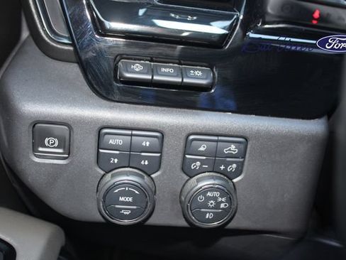 Used 2024 Chevrolet Silverado 1500 ZR2 w/ Technology Package AWD/4WD image 25