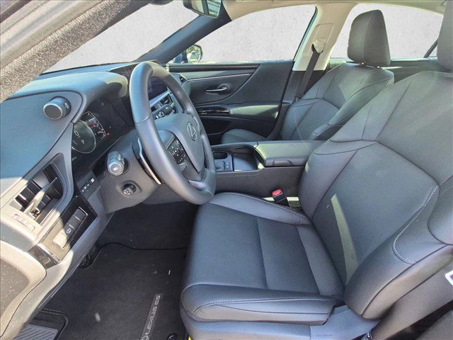 Used 2025 Lexus ES 300h w/ Premium Package FWD image 14