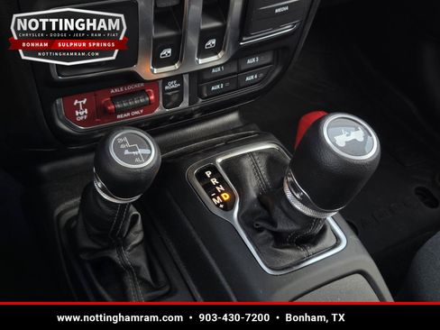 Used 2025 Jeep Wrangler Sport AWD/4WD image 20