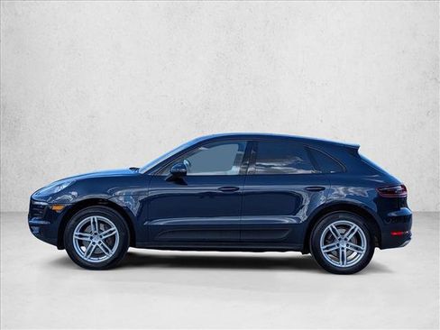 Used 2017 Porsche Macan image 2
