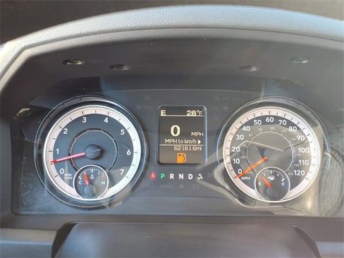 Certified 2019 RAM 1500 Classic SLT image 29