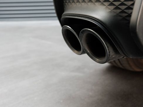 Certified 2025 Porsche Macan AWD/4WD image 26