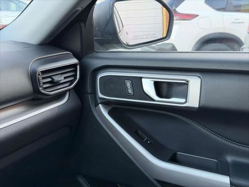 Used 2023 Ford Explorer XLT w/ Equipment Group 202A image 34