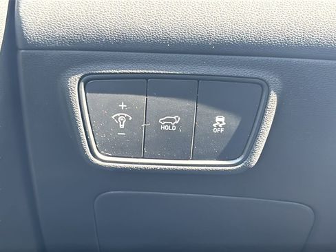 Certified 2023 Hyundai Tucson Limited AWD/4WD image 34