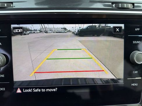 Used 2023 Volkswagen Tiguan SE R-Line image 19