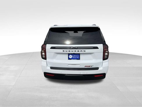 Used 2023 Chevrolet Suburban RST w/ Luxury Package AWD/4WD image 5