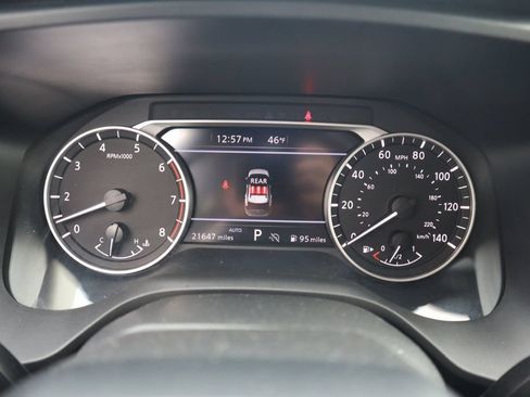 Certified 2025 Nissan Rogue SV AWD/4WD image 22