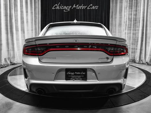 Used 2020 Dodge Charger SRT Hellcat image 4