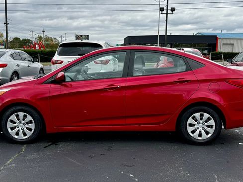 Used 2015 Hyundai Accent GLS image 8