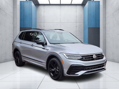 Used 2023 Volkswagen Tiguan SE R-Line