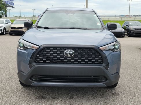 Used 2024 Toyota Corolla Cross L FWD image 3