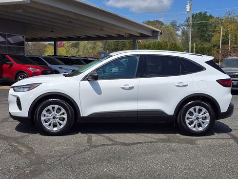Used 2025 Ford Escape Active w/ Tech Pack #1 FWD image 23