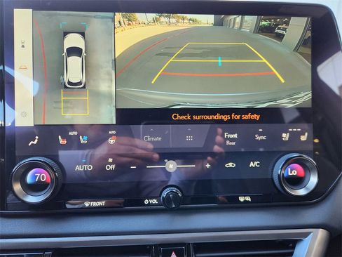 Used 2023 Lexus RX 350 Premium image 18