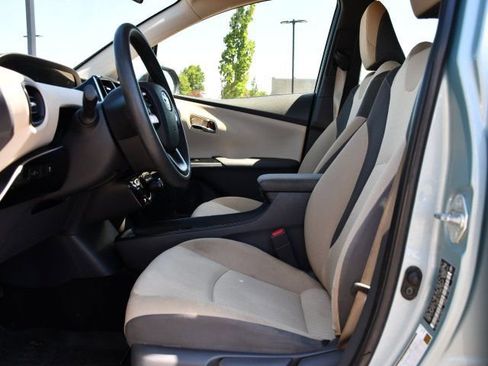 Used 2016 Toyota Prius Two FWD image 14