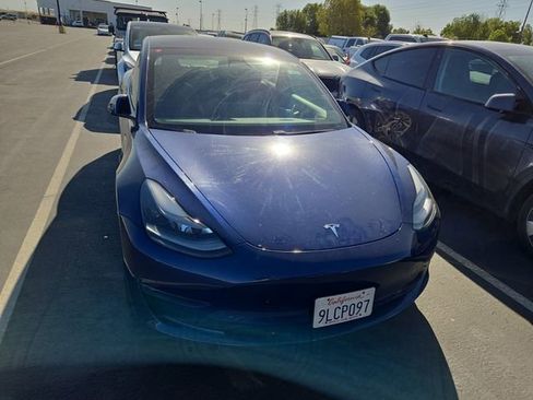 Used 2021 Tesla Model 3 Standard Range Plus RWD image 4