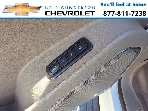 Used 2015 Chevrolet Suburban LTZ AWD/4WD image 21