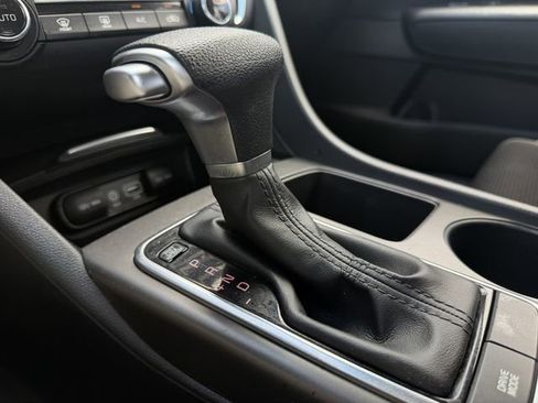 Used 2020 Kia Optima LX FWD image 19