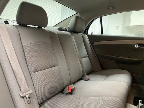 Used 2011 Chevrolet Malibu LS image 11