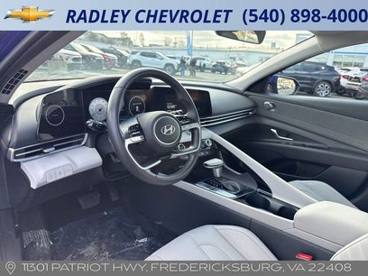 Used 2025 Hyundai Elantra Limited