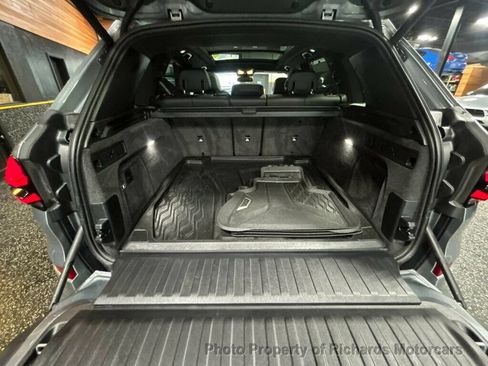 Used 2024 BMW X5 M60i AWD/4WD image 21