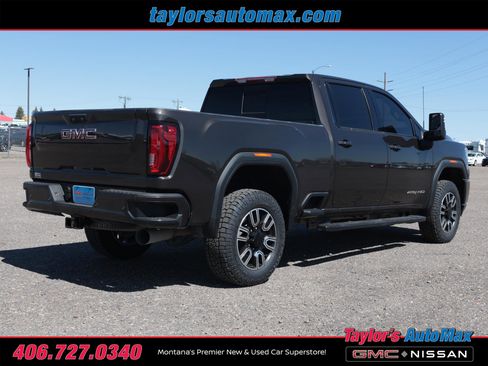 Used 2020 GMC Sierra 2500 AT4 w/ AT4 Premium Package AWD/4WD image 4