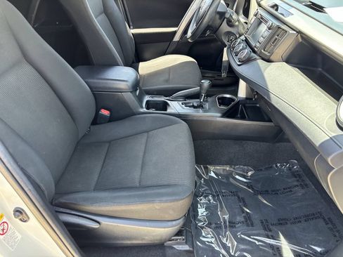 Used 2017 Toyota RAV4 LE w/ Carpet Mat Package FWD image 9