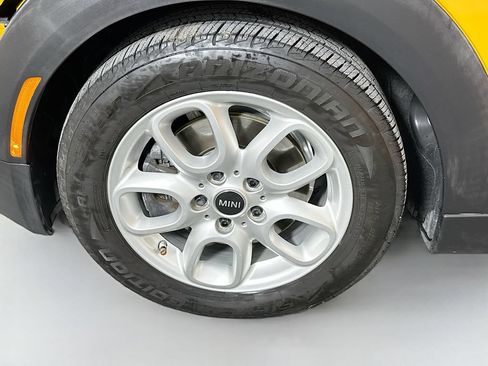 Used 2015 MINI Cooper S FWD image 28