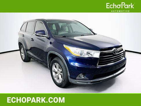 Used 2014 Toyota Highlander Plus image 1