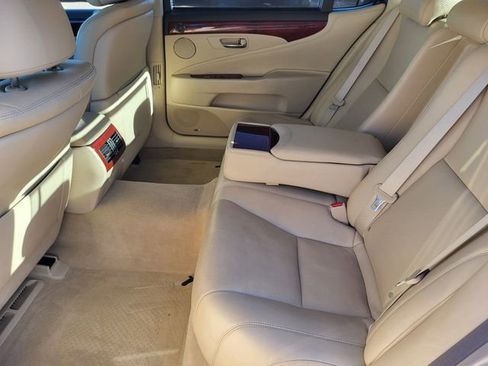 Used 2011 Lexus LS 460 L image 12