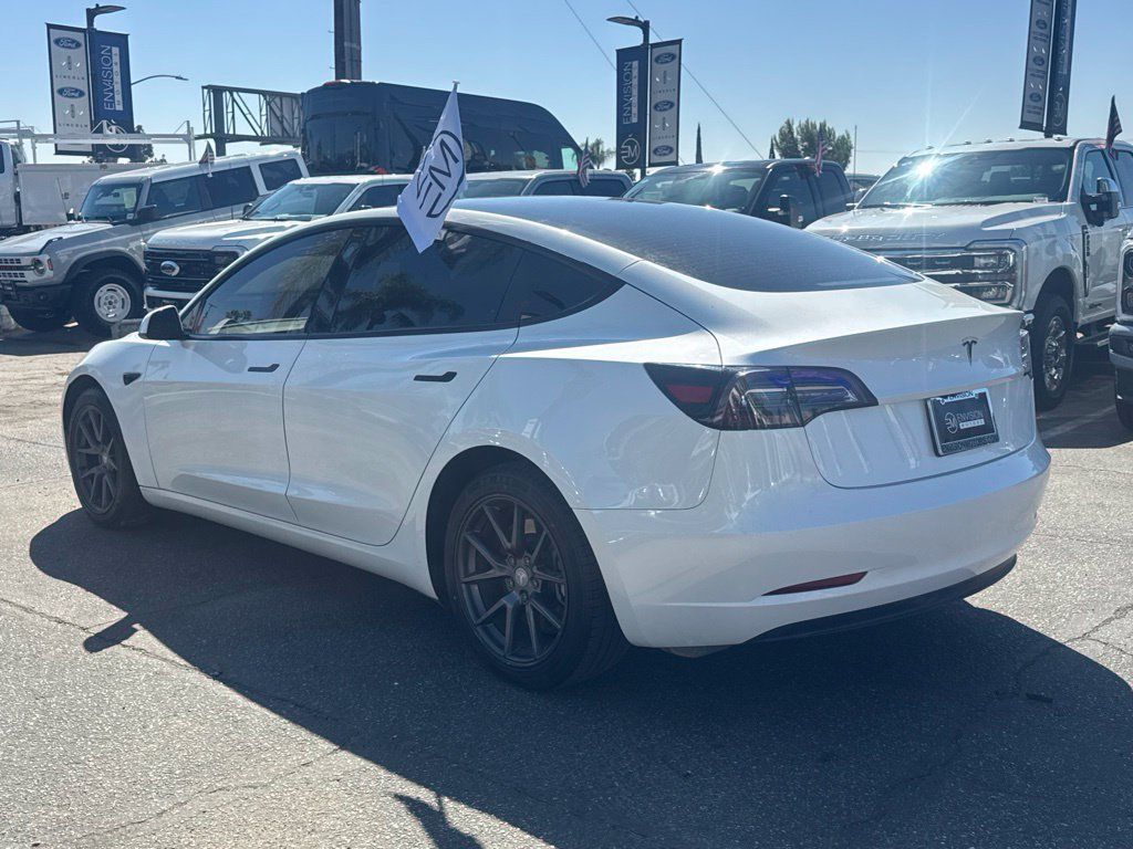Used 2023 Tesla Model 3 Standard Range RWD image 8